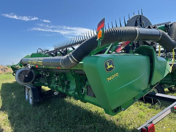 Image of John Deere 740FD equipment image 1