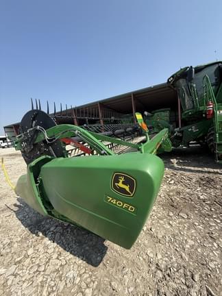 Image of John Deere 740FD equipment image 3