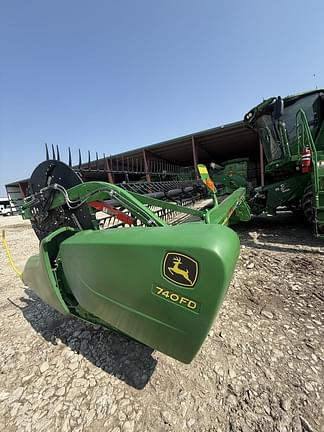 Image of John Deere 740FD equipment image 3