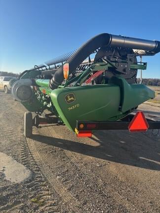 Image of John Deere 745FD equipment image 2