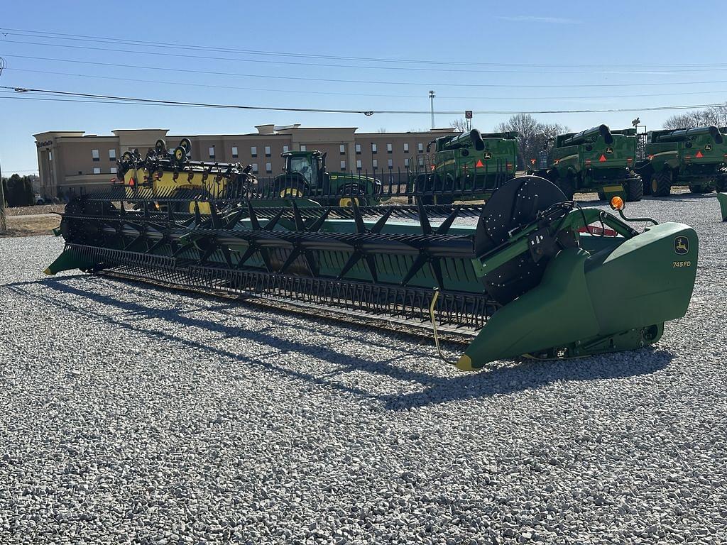 Image of John Deere 745FD Primary image