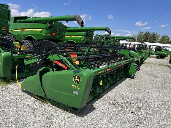 Image of John Deere 745FD equipment image 4