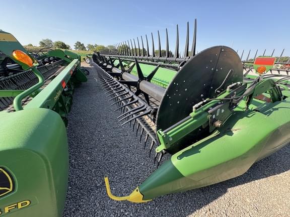 Image of John Deere 745FD Primary image
