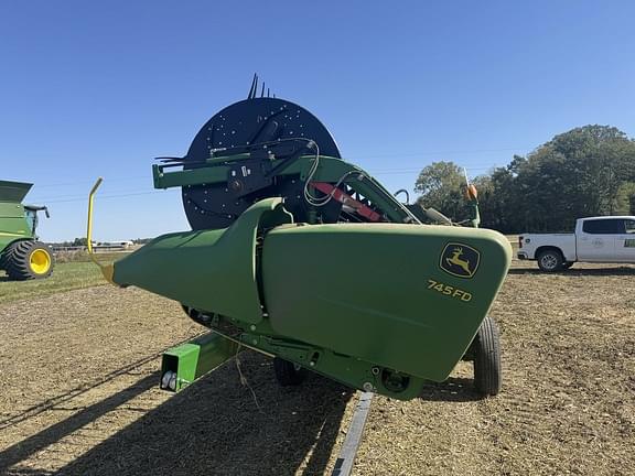 Image of John Deere 745FD equipment image 2