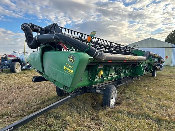 Image of John Deere 745FD equipment image 3