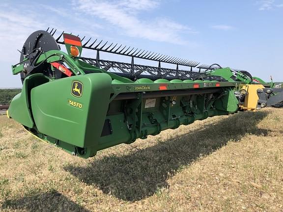 Image of John Deere 745FD equipment image 1