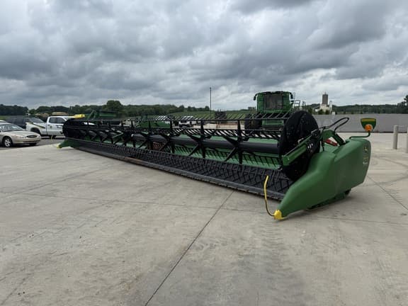 Image of John Deere 745FD equipment image 2