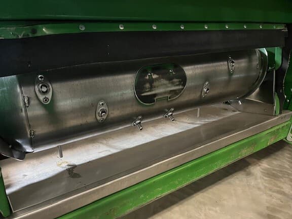 Image of John Deere 745FD equipment image 4