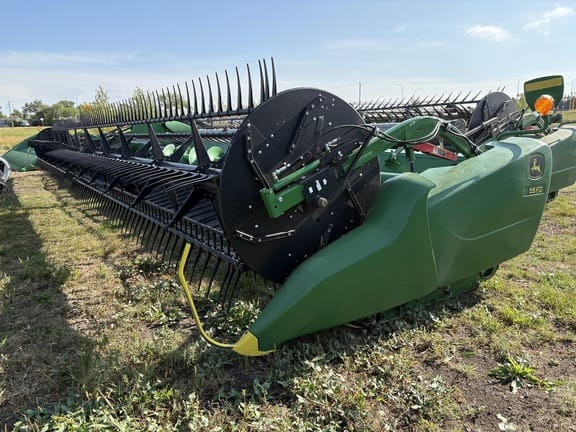 2020 John Deere 745FD Equipment Image0