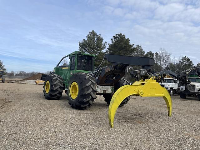 Image of John Deere 748L-II equipment image 2