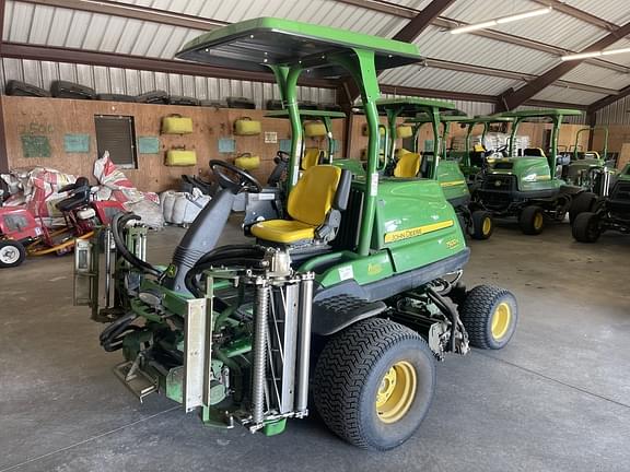 Image of John Deere 7500A equipment image 2