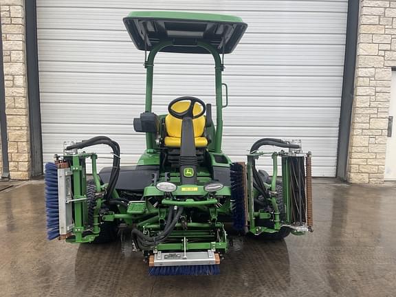 Image of John Deere 7500A equipment image 3