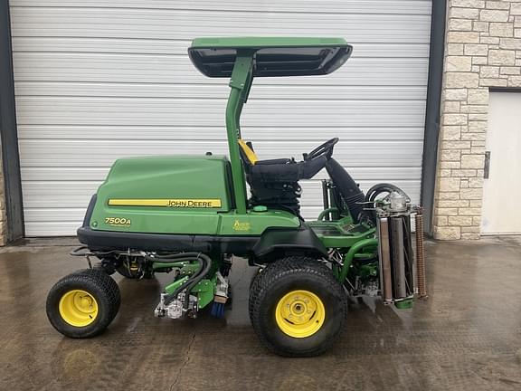 Image of John Deere 7500A equipment image 1