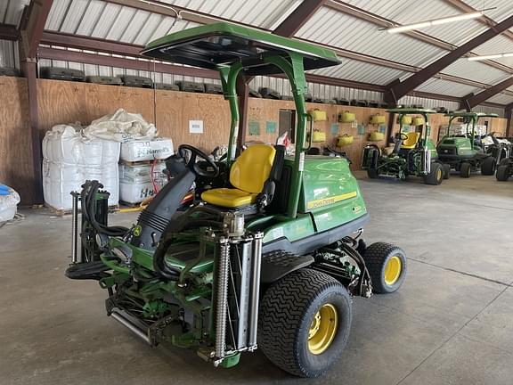 Image of John Deere 7500A equipment image 2