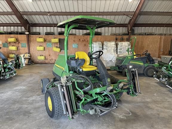 Image of John Deere 7500A equipment image 4