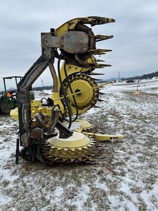 Image of John Deere 770 equipment image 4