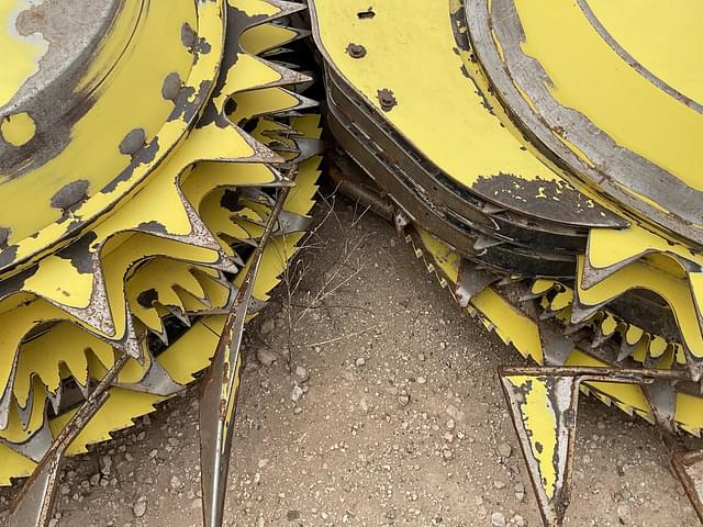 Image of John Deere 770 equipment image 3