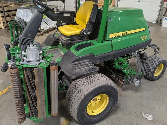 Image of John Deere 7700A Primary image