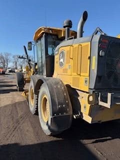 Image of John Deere 770G equipment image 2