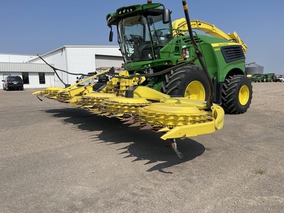 Main image John Deere 772