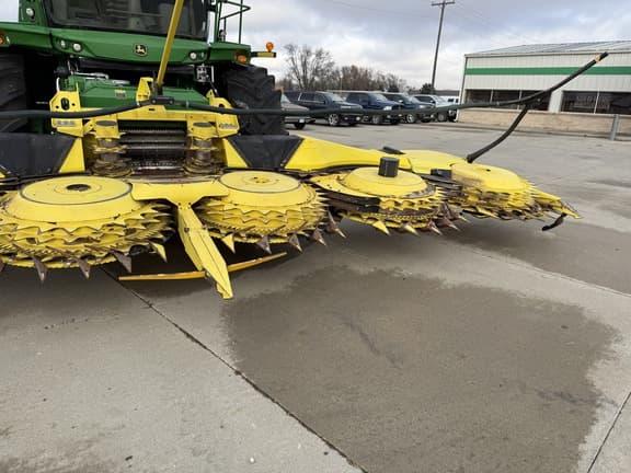 Image of John Deere 772 equipment image 3