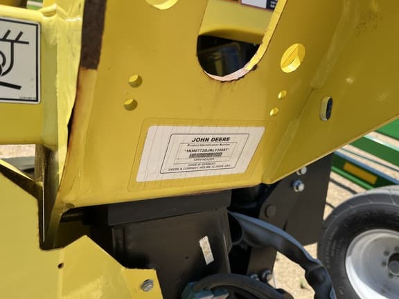 Image of John Deere 772 equipment image 1
