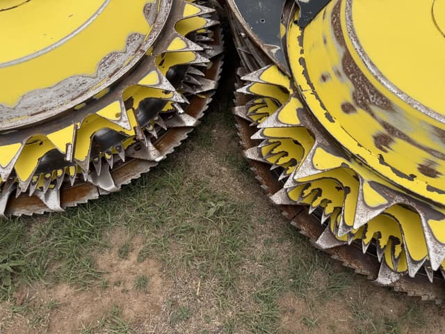 Image of John Deere 772 equipment image 2