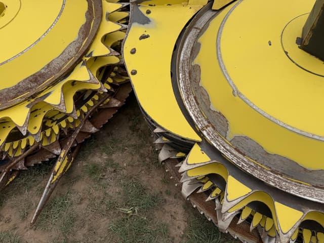 Image of John Deere 772 equipment image 3