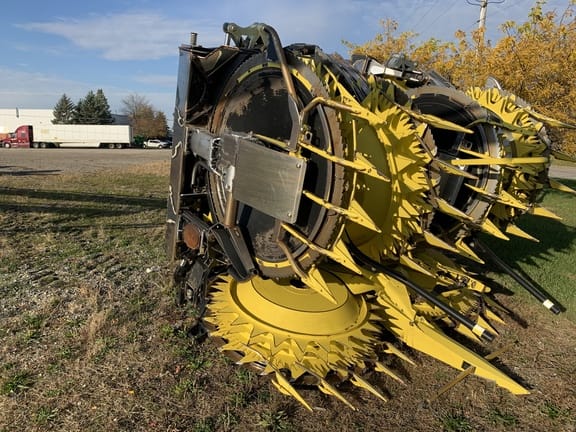 Main image John Deere 772