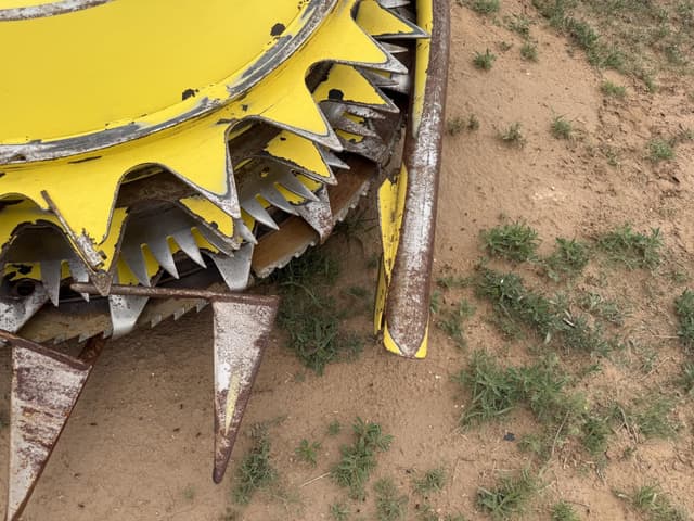 Image of John Deere 772 equipment image 2