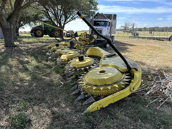 Image of John Deere 772 equipment image 2