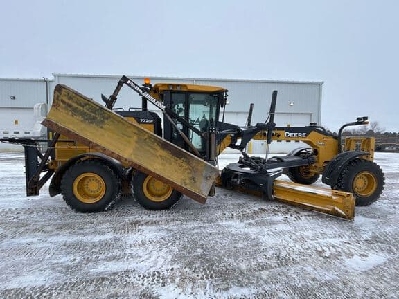 Image of John Deere 772GP Primary image