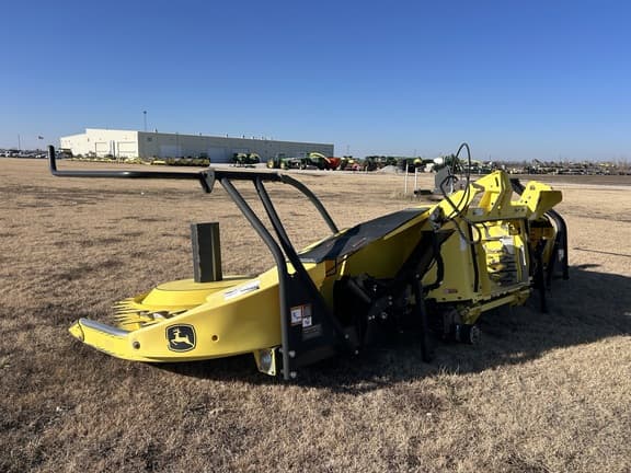 Image of John Deere 778 equipment image 3