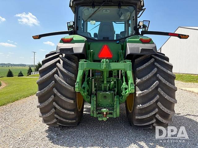 Image of John Deere 7R 210 equipment image 4
