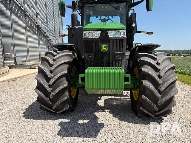 Image of John Deere 7R 210 equipment image 1