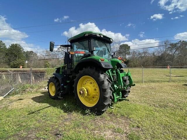 Image of John Deere 7R 210 equipment image 3