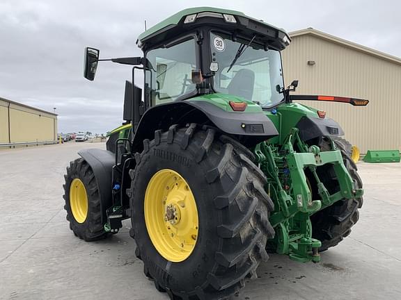 Image of John Deere 7R 230 equipment image 4