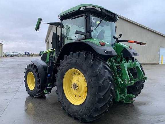 Image of John Deere 7R 230 equipment image 4