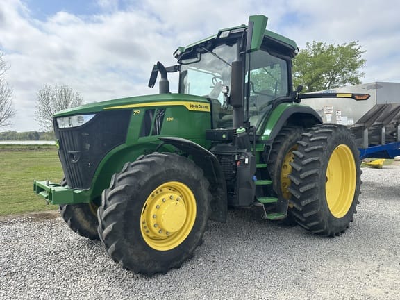 2020 John Deere 7R 230 Equipment Image0