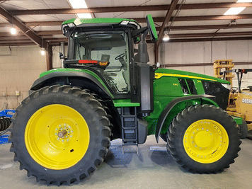 Main image John Deere 7R 230