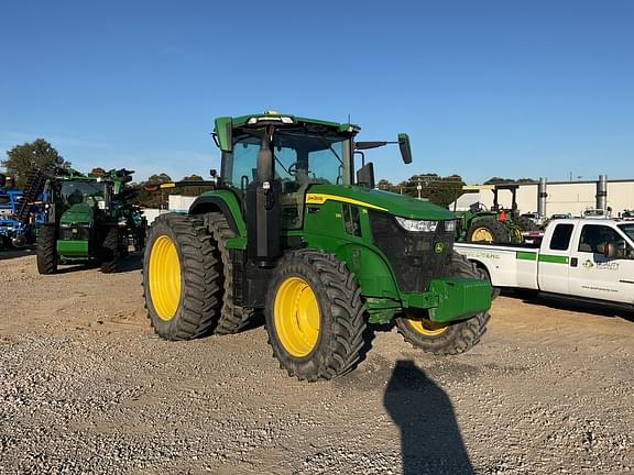 Image of John Deere 7R 230 equipment image 3