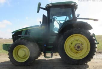 Image of John Deere 7R 330 equipment image 3