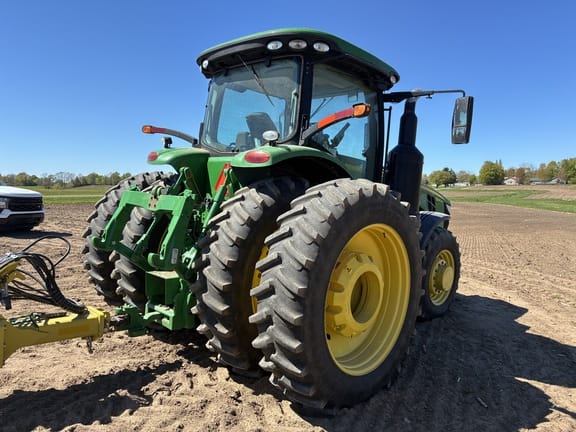 2020 John Deere 8245R Equipment Image0