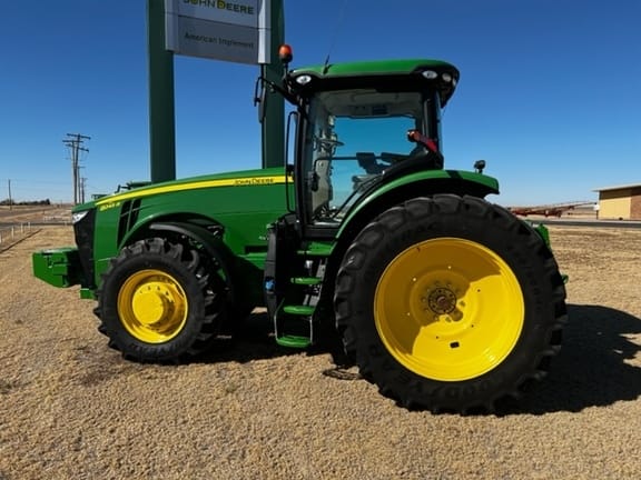 Main image John Deere 8245R