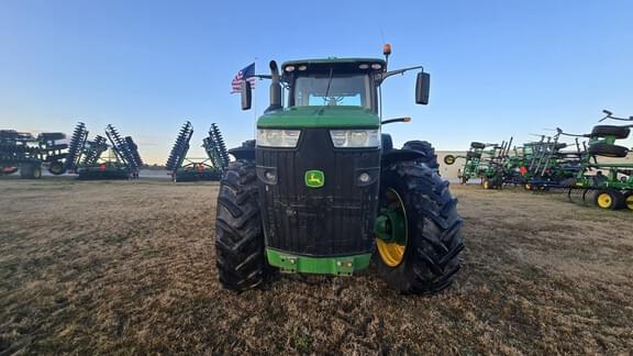 Image of John Deere 8245R equipment image 1