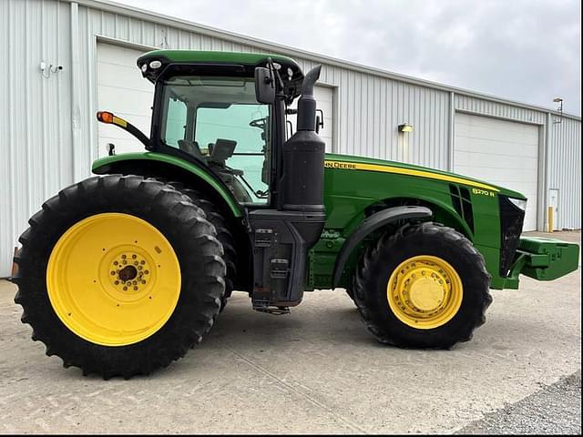 Image of John Deere 8270R equipment image 4