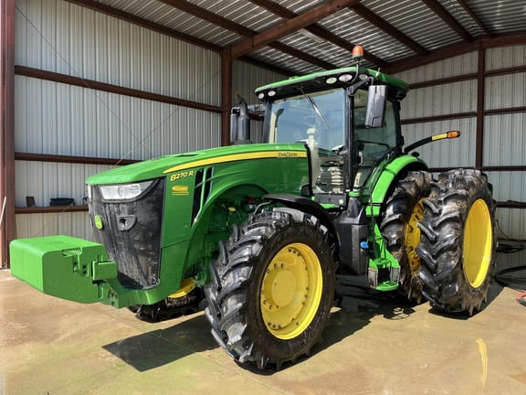 Main image John Deere 8270R