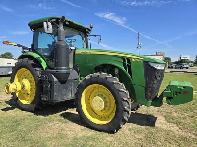 Image of John Deere 8270R equipment image 2
