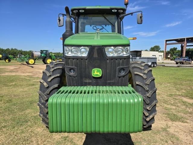 Image of John Deere 8270R equipment image 1