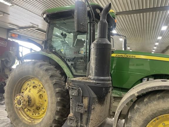 Image of John Deere 8270R equipment image 4